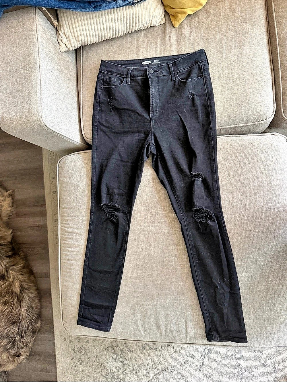 Old Navy Rockstar High-Waisted Super-Skinny Distressed Jeans Black Skinny Jeans